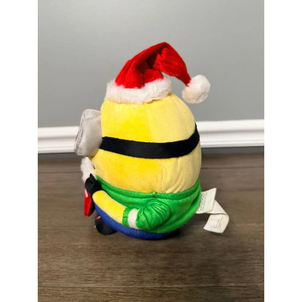 Illumination Minions The Rise of Gru‎ Christmas Santa Plush